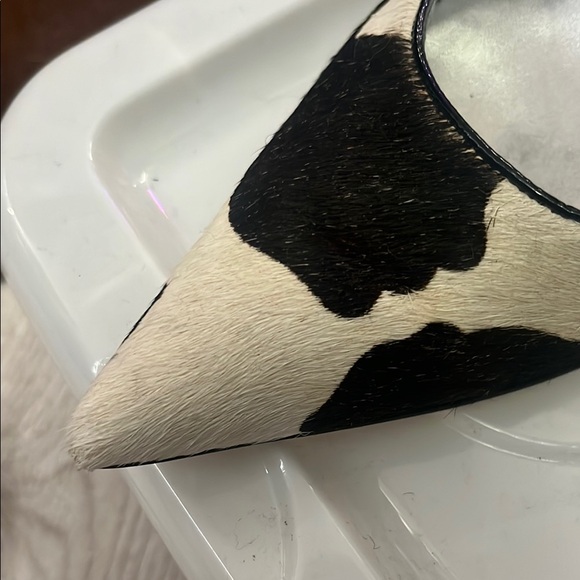 Guess Black and White Slingback Heels - Picture 2 of 9